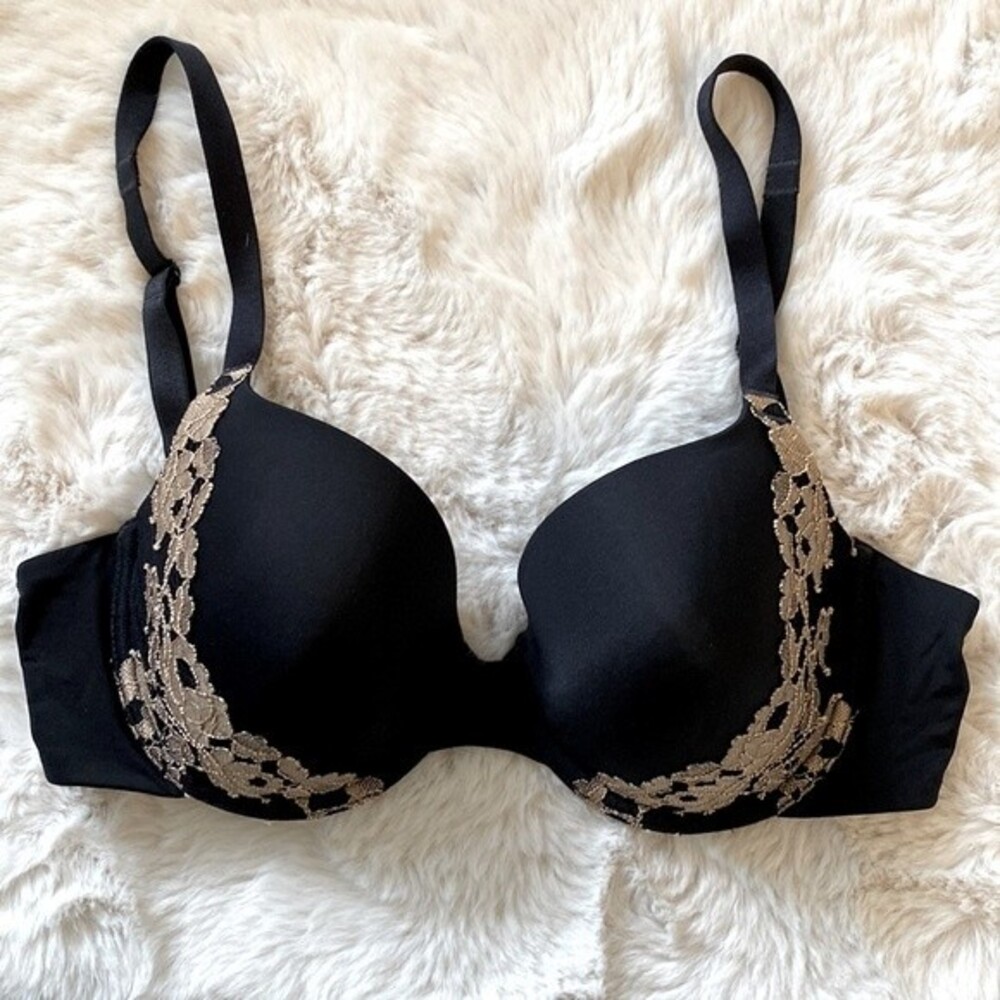 WACOAL~LIGHTLY PADDED BRA~32D